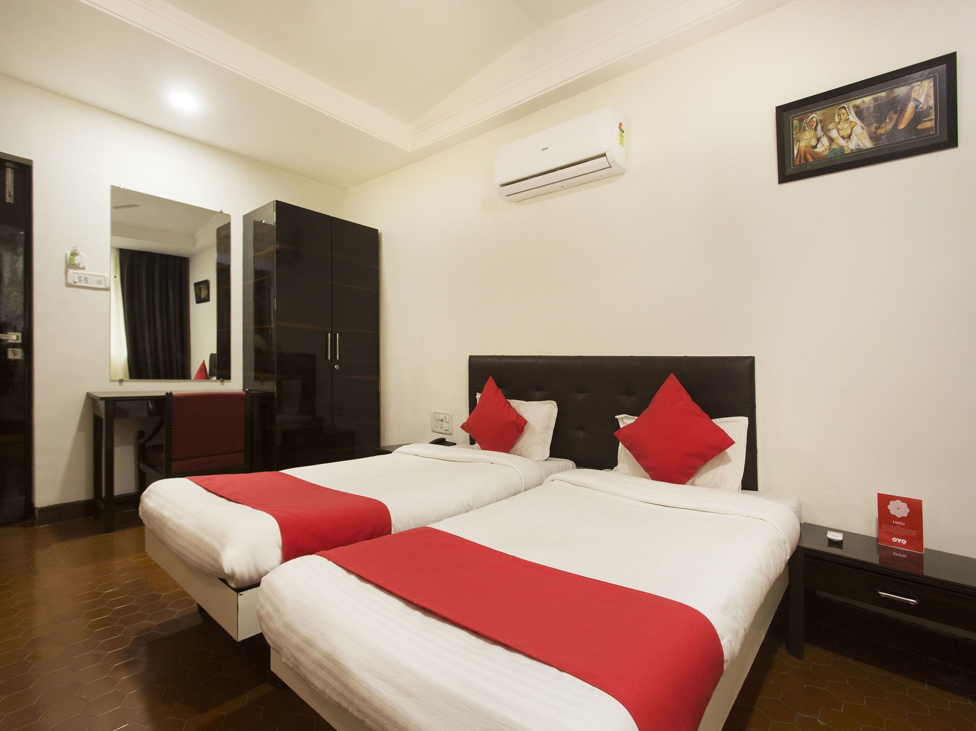 Oyo 9806 Hotel Arvi Lonavala Exterior photo